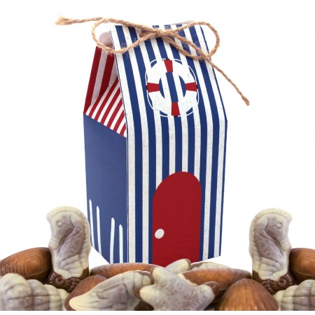 Cabine de plage garnie de...